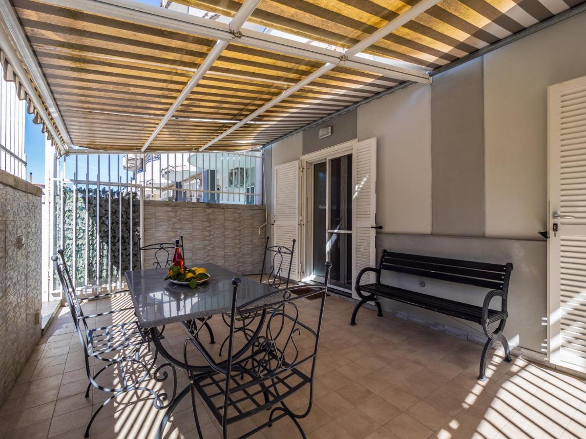 La Dolce Vita Relax - Cozy Apt In Sorrento Apartment Luaran gambar