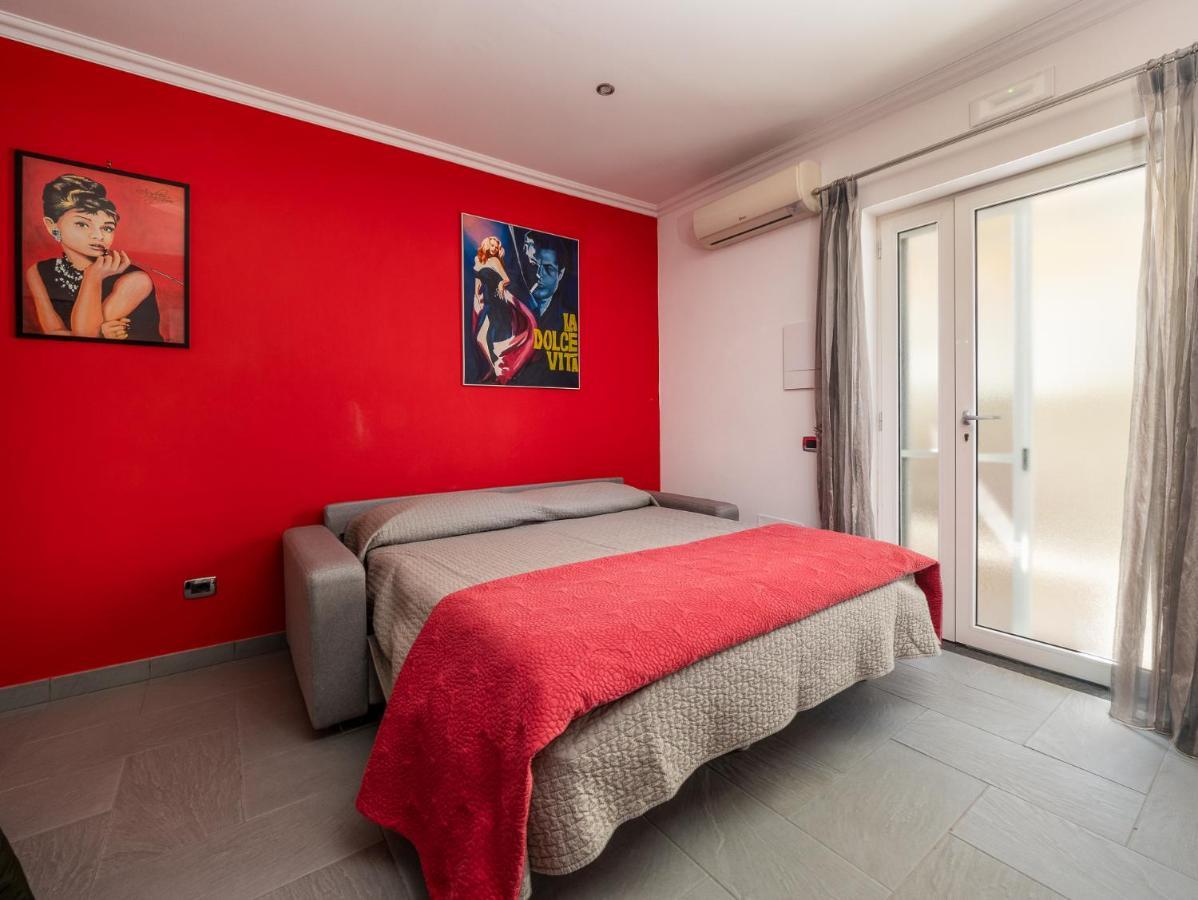 La Dolce Vita Relax - Cozy Apt In Sorrento Apartment Luaran gambar